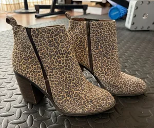 Lucky Brand Booties thumbnail 1