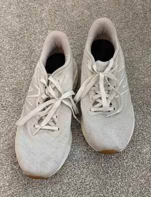 New Balance Sneakers Grey thumbnail 1