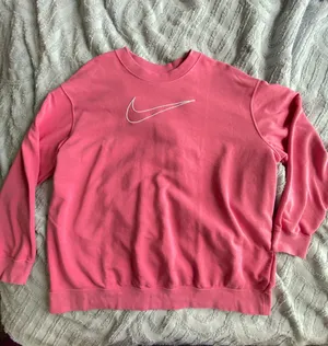 Nike Pink Crew Neck Sweatshirt thumbnail 1