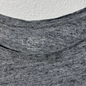 Ann Taylor‎ LOFT Women Gray shirt size small thumbnail 3