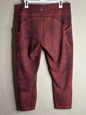 Lululemon Invigorate High-Rise Crop 23" Size 16 W6BGES thumbnail 3