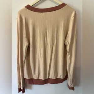 listicle cardigan Women’s size large two-tone ribbed cardigan thumbnail 6