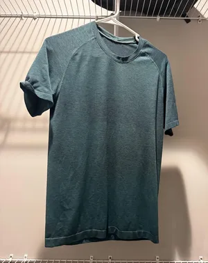 Men’s Lululemon Shirt thumbnail 1