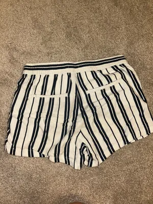 H&M Striped linen shorts thumbnail 2