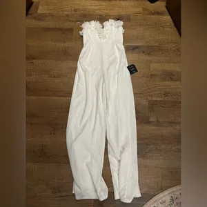 Lulus Rare Allure White 3D Floral Applique Strapless Wide-Leg Jumpsuit thumbnail 4