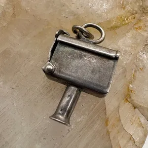 Vintage Sterling Silver Mailbox Charm Opening Door Movable Flag 1.61g Pendant thumbnail 2