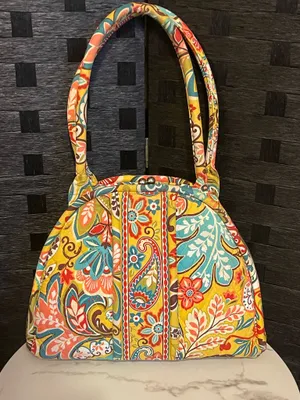 VERA BRADLEY PROVENCAL Eloise Kisslock Purse 9.5 x 12 x 4.5 Preloved thumbnail 1
