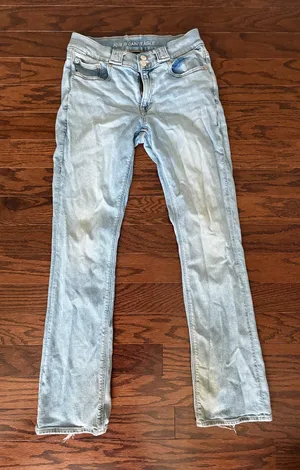 American Eagle 90s Low-Rise Skinny Kick jeans thumbnail 1