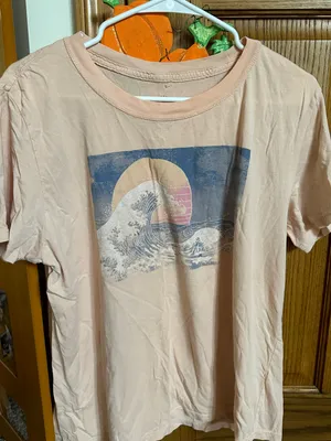 Graphic Tee Size L thumbnail 1
