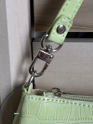 Shein Green Crocodile Baguette Lime Bag thumbnail 5