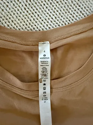 Lululemon Women’s Top thumbnail 2