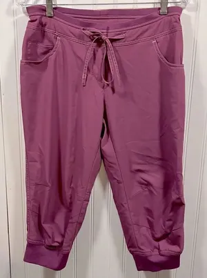 Adidas mid rise Capri joggers thumbnail 1