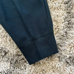 NWT NIKE Sportswear Tech Fleece Mid-Rise Joggers thumbnail 3