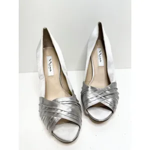 Nina New York Pumps Size 8.5 Silver Satin Leather‎ Open Toe Evening Shoes thumbnail 6