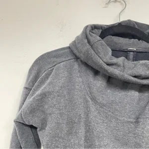 Lululemon Grey Funnel Neck Long Sleeve Hoodie Sweatshirt Women 2 Casual Athletic thumbnail 5