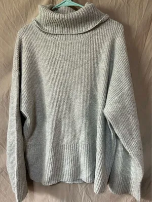 Anthropologie sweater thumbnail 1