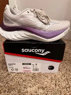 Saucony Endorphin Speed 4 Running Shoes thumbnail 2