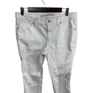 Universal Thread 10/30R White Mid‎ Rise Skinny Jeans Women's Denim Summer Chic thumbnail 2