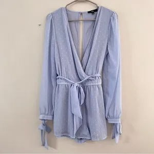 NWT Lulus Closer Look Light Blue Swiss Dot Tie-Sleeve Split Back Romper LARGE‎ thumbnail 6