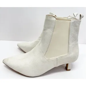 Journee‎ Collection Chelsea Comfort Booties Size 9 Ivory Ankle Boots thumbnail 4