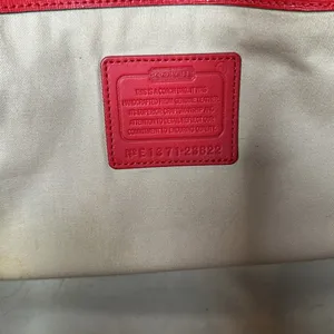 Coach store in Saffiano Leather thumbnail 6