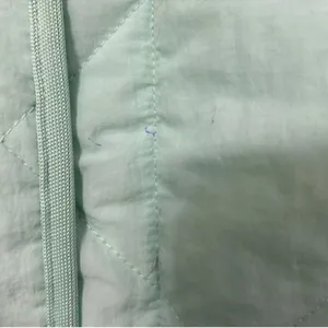 Te verde Quilted Green Lightweight
Vest(Size Small) Green thumbnail 9