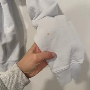 MADHAPPY Light Blue Crewneck Lightweight Sweater XS thumbnail 7