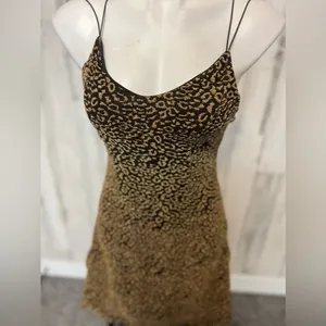 Love 83 Gold and black flare dress thumbnail 5