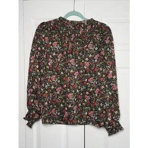 Old Navy Floral Metallic Lurex Smocked Womens Size‎ M Black Boho Peasant Top thumbnail 4