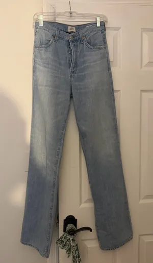 Aritzia Jeans thumbnail 1