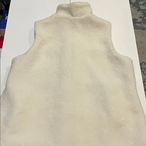 Southern Stitch Sherpa cream and leopard vest. Size L/XL NWT thumbnail 7