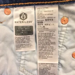 Levi’s 551 women’s medium wash jeans 27 thumbnail 10