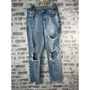 American Eagle | women curvy 90’s straight distressed denim thumbnail 9