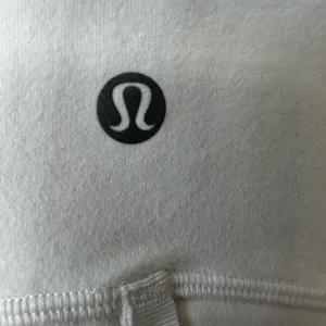 3.  Lululemon Define Jacket *Luon sz 6 euc white thumbnail 6
