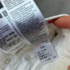 Levis denim shorts thumbnail 3