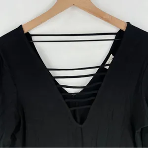 Good Luck‎ Gem Black Strappy Long Sleeve V-Neck Blouse NWT Size L thumbnail 2