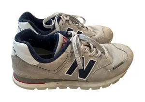 Women's New Balance 574 Grey Navy Lace-Up Athletic Sneakers thumbnail 1