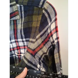 American Eagle Ahh-Mazingly Soft Flannel Button Up Shirt Women's Medium Plaid thumbnail 4
