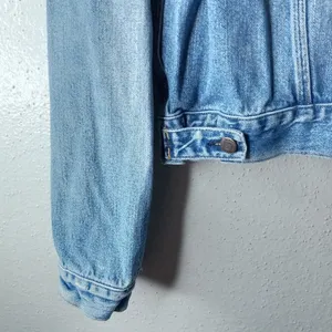Hollister L Trucker Jacket Light Wash Jeans Metal Rivet Button Front thumbnail 5
