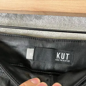 Kut From The Kloth‎ Reese Ankle Straight Leg Zipper Black Faux Leather Pants 6L thumbnail 6