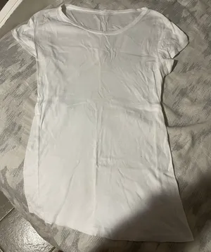 White Short Sleeve Crew Neck Women's Basic T thumbnail 1
