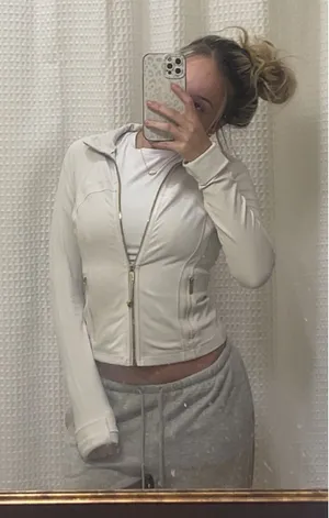 Lulu define cropped gold zipper thumbnail 1