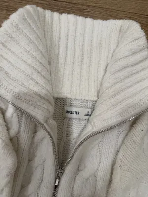 Hollister White Cardigan Knit thumbnail 2