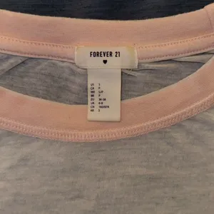 Forever 21 pizza themed pajama tshirt and short set thumbnail 3