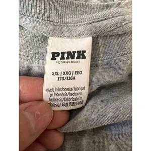 PINK Victoria’s Secret Long Sleeve Tee XXL Gray Graphic Logo Shirt thumbnail 7