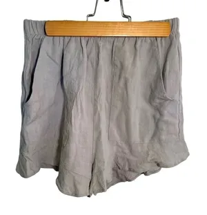 Women's‎ Size Small Casual Shorts Sage Green Gray Ruffle Hem Pockets Stretch thumbnail 1
