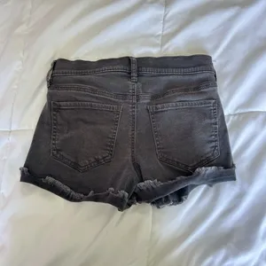 Express‎ Womens 0 Black Denim Shortie Mid Rise Cuffed Shorts Supersoft Stretch thumbnail 6