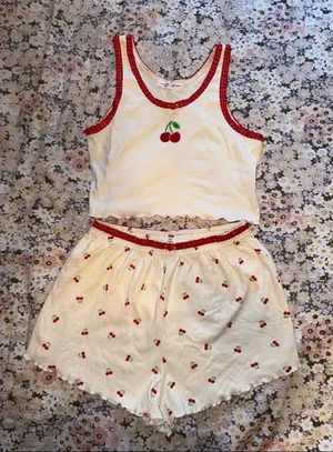 Cherry Embroidered Cream Tank & Shorts Set Red Size M thumbnail 1