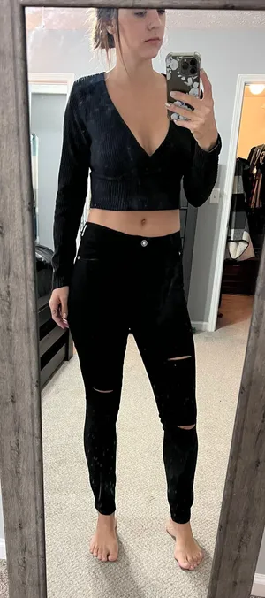Deep VNeck Long Sleeve Crop top Black Size M thumbnail 1