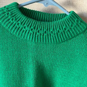 FINAL MARKDOWN Green Sweater Size undefined thumbnail 5
